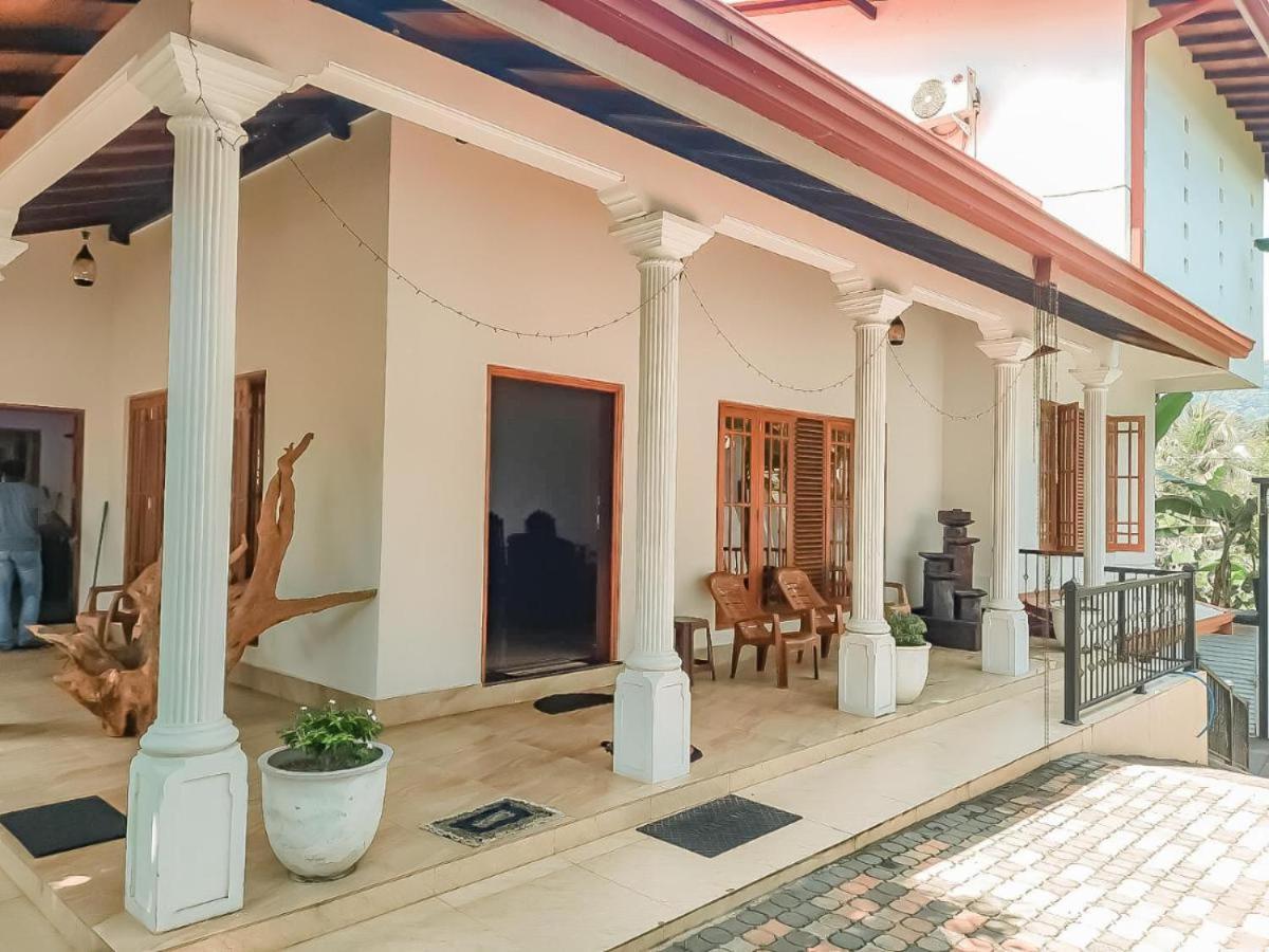 Hotel New White House Ratnapura Exterior foto